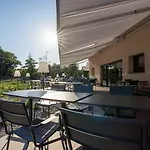 Ibis 3*