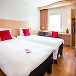 ホテル Ibis 3*