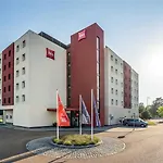 Otel Ibis 3*