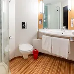 Ibis ホテル 3*
