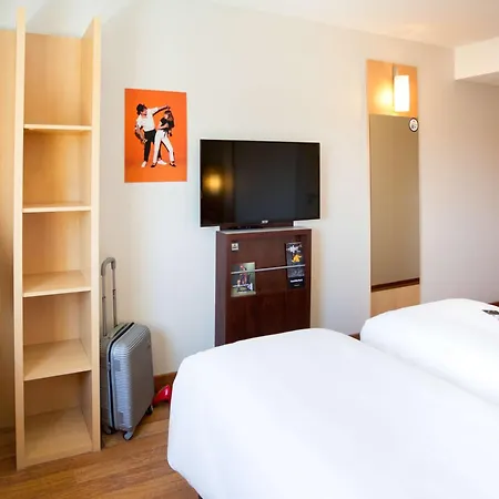 Ξενοδοχείο Ibis 3*