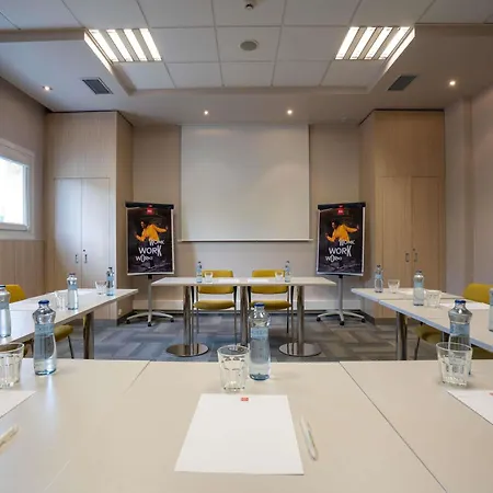 酒店 比尔森宜必思酒店