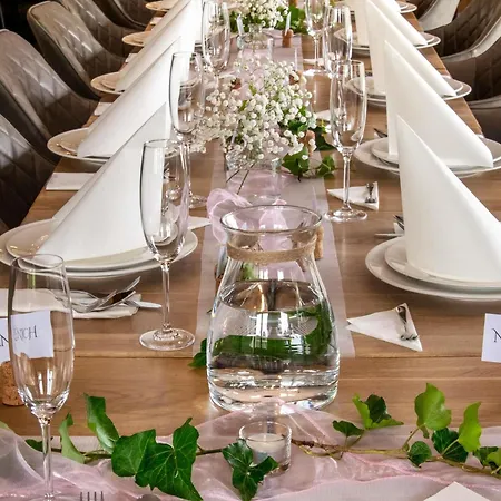 比尔森宜必思酒店 比尔森