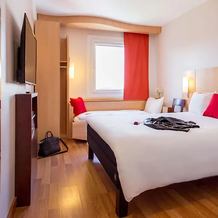 酒店 比尔森宜必思酒店 3*