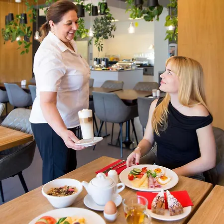 比尔森宜必思酒店 酒店 比尔森