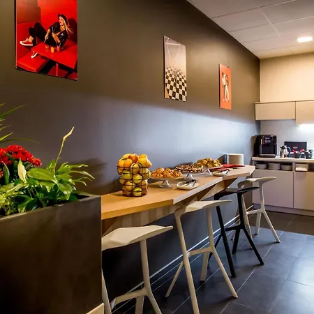 比尔森宜必思酒店 比尔森