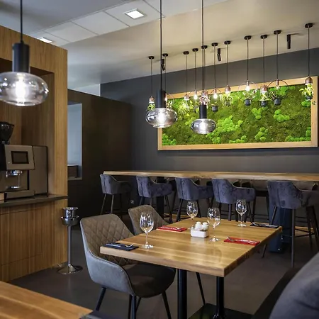 酒店 比尔森宜必思酒店