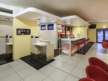 Ibis 3* פלזן