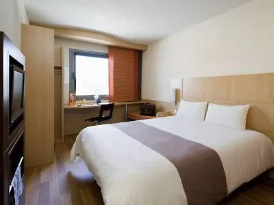 Ibis מלון 3*