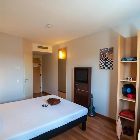 Ibis Hotel