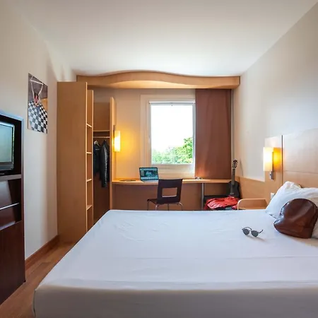 Hotel Ibis 3*