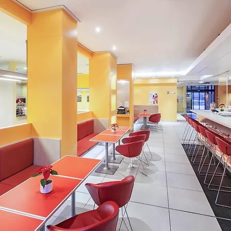 Ibis Hotel 3*
